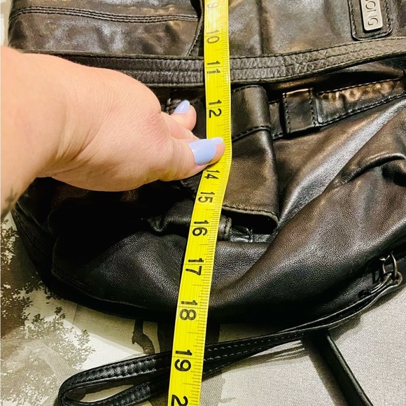 VINTAGE Black Leather shoulder bag - Picture 11 of 16